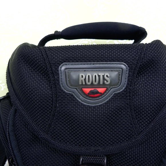 NWOT Roots Multi-Purpose Bag - Picture 4 of 12
